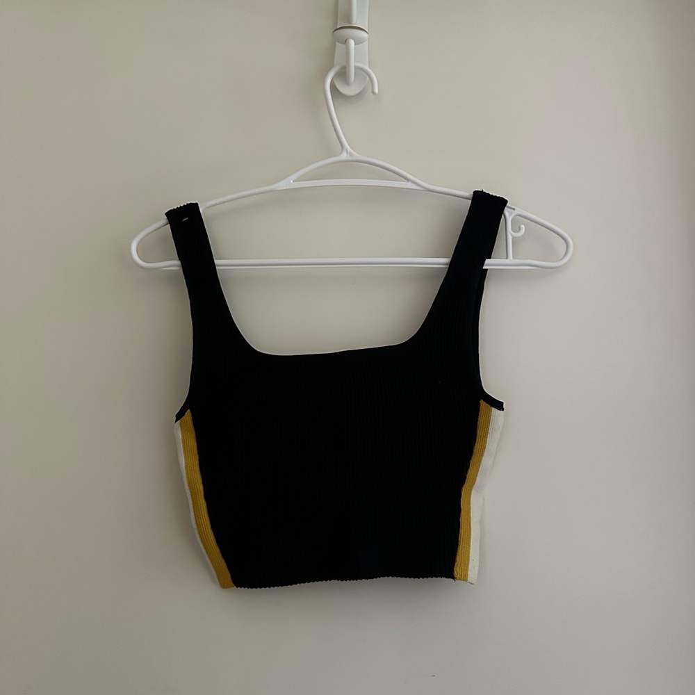 Babaton- black cropped tank